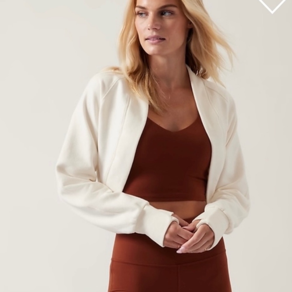Athleta Retroplush Crop Wrap Shrug Magnolia White Medium